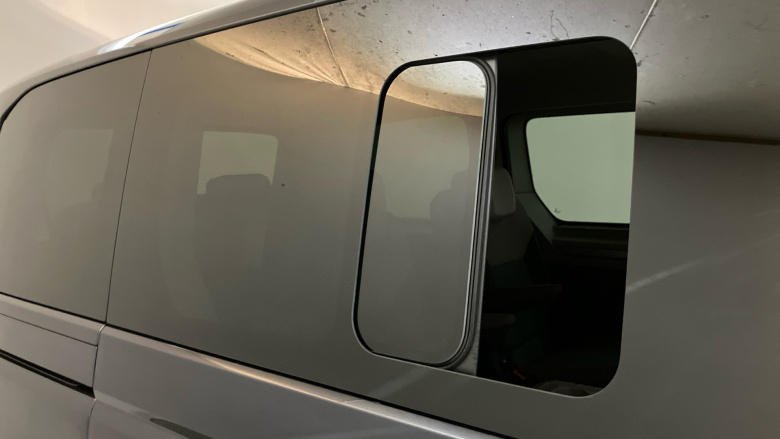 Volkswagen Multivan 2.0 TDI Life 5dr DSG Diesel Estate